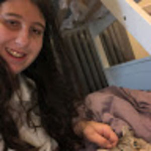 Meet your Posher, Elisa